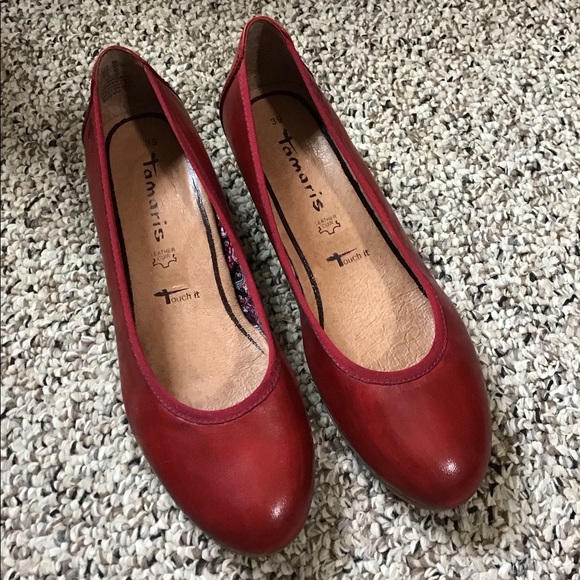 NWOT TAMARIS | Lula Hidden Wedge Pump 8 NWOT TAMARIS | Lula Hidden Wedge Pump 8